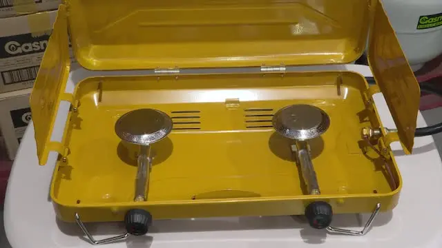 Gasmate 2-Burner Portable Camping Stove – Adjustable Flame Control 1